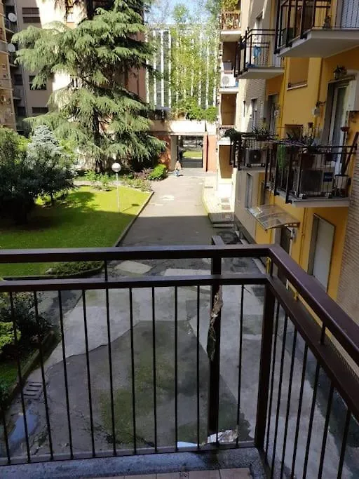 Air Bonghin Milano Accursio Apartment