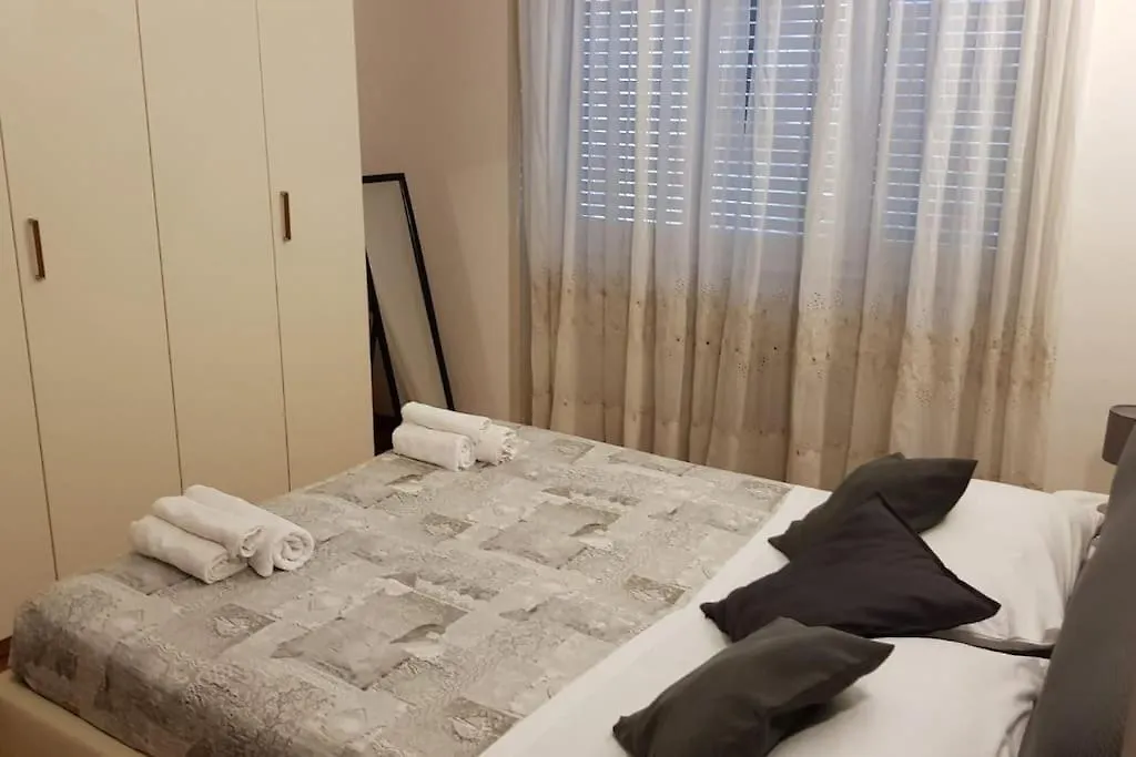 Air Bonghin Milano Accursio Apartment Milan